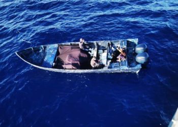 FGR vincula a los tres tripulantes de la narcoembarcación asegurada por la SEMAR