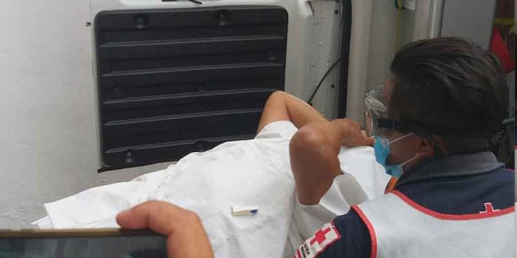 Pescador es mordido por un tiburón cerca de las Playas de Cancún