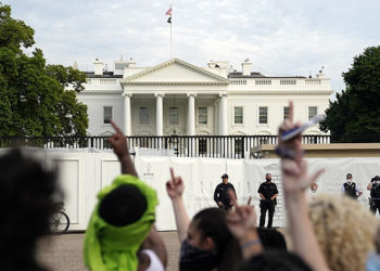 Le envían a Donald Trump un sobre con veneno letal a la Casa Blanca
