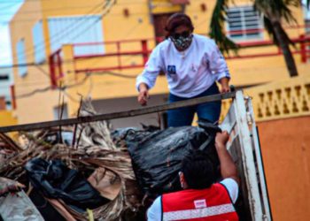 Exhorta alcalde de Isla Mujeres a mantenerse en resguardo durante el paso del huracán «ZETA»