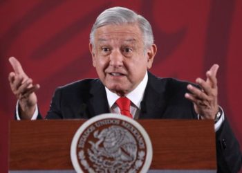 Ni un peso más para los estados; no tendrán en sus manos dinero federal: López Obrador