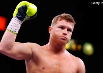 El Canelo ‘se pone la del Puebla’ y realiza donación a niños con cáncer