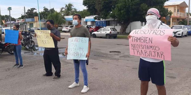 Empleados de Casinos en Chetumal se manifiestan y piden levantar restricciones