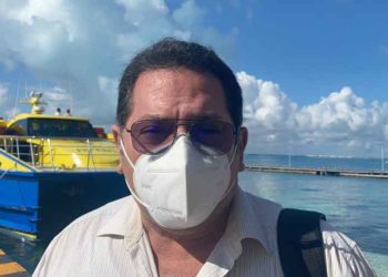 Líder taxista de Isla Mujeres exige a delegada del Inmoveqroo que se ponga a trabajar