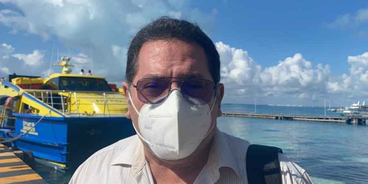 Líder taxista de Isla Mujeres exige a delegada del Inmoveqroo que se ponga a trabajar