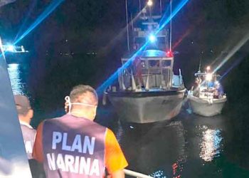 Rescatan a cuatro personas a nueve millas náuticas de Isla Mujeres