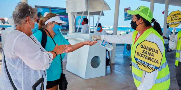 Llama Pedro Joaquín a la gente de Cozumel a seguir las medidas sanitarias contra el Covid-19,