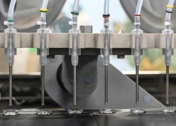 Celebra Ebrard efectividad de vacuna covid AstraZeneca