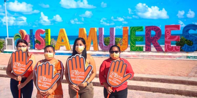 Conmemoran en Isla Mujeres el Día Internacional de la Eliminación de la Violencia contra la Mujer