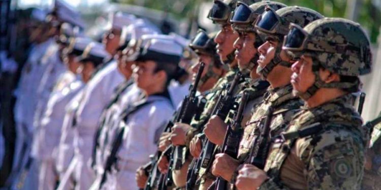 Conmemoran en Isla Mujeres el CXCV Aniversario del Día de la Armada de México