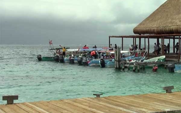 Cierran el puerto a la navegación menor y mayor en Isla Mujeres