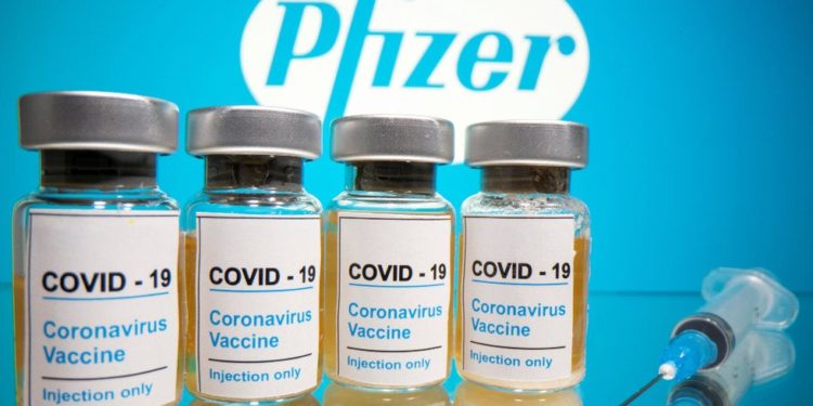 Pfizer anuncia que su vacuna contra el coronavirus elevó su eficacia al 95%