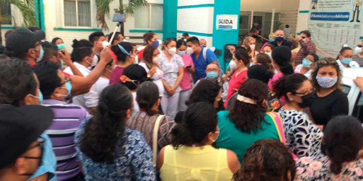 Hospital General de Chetumal inició paro parcial de labores desde hoy