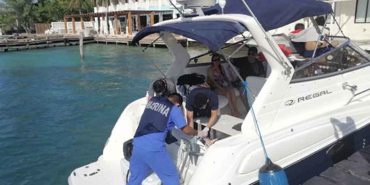 Mujer con heridas de propela en Isla Mujeres fue trasladada a Cancún