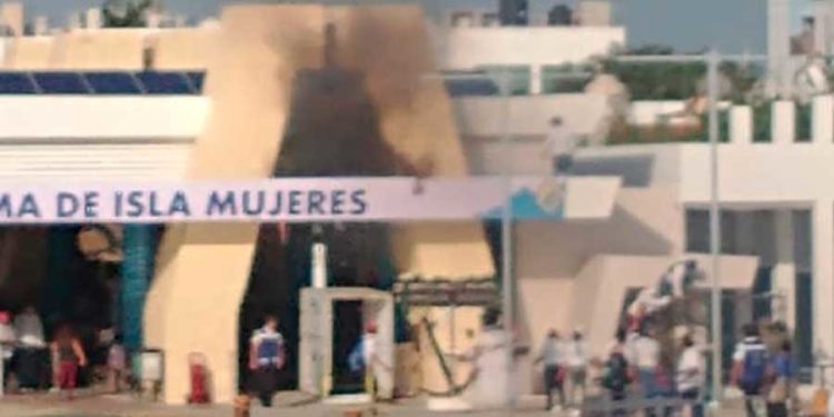 Confirman autoridades de Apiqroo conato de incendio en terminal de Isla Mujeres