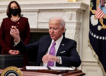 Biden anuncia cuarentena para viajeros que lleguen a EU