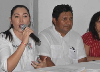 Priístas de Isla Mujeres empiezan a levantar la mano