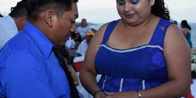 Lanzan convocatoria para bodas colectivas en Isla Mujeres