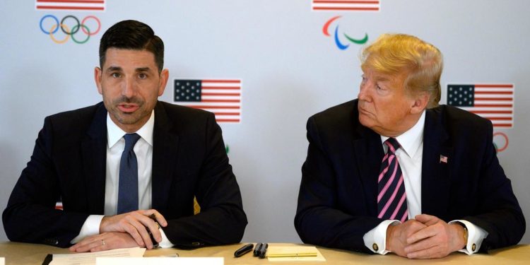 Otro más que le renuncia a Donand Trump, ahora fue el Secretario Interino de Seguridad Nacional