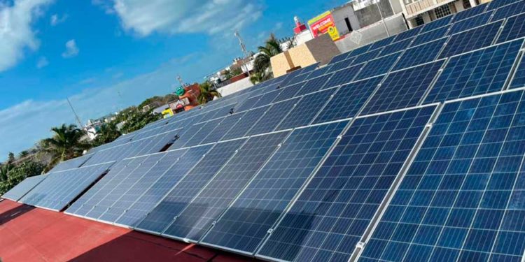 Llega a las oficinas de la Apiqroo energía renovable