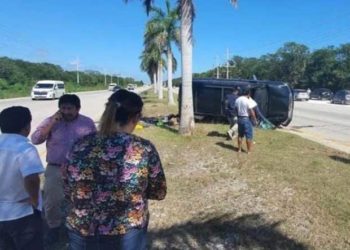 Alcalde de Tulum sale ileso tras sufrir accidente de transito