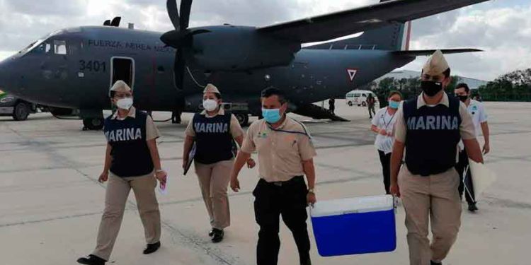 SEMAR apoya en labores de distribución, resguardo y aplicación de la segunda entrega de la vacuna contra el COVID-19, en Yucatán y Quintana Roo