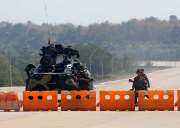 Biden exige a militares de Myanmar que renuncien al poder