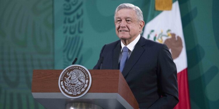 AMLO celebra que Biden decidiera frenar construcción del muro fronterizo