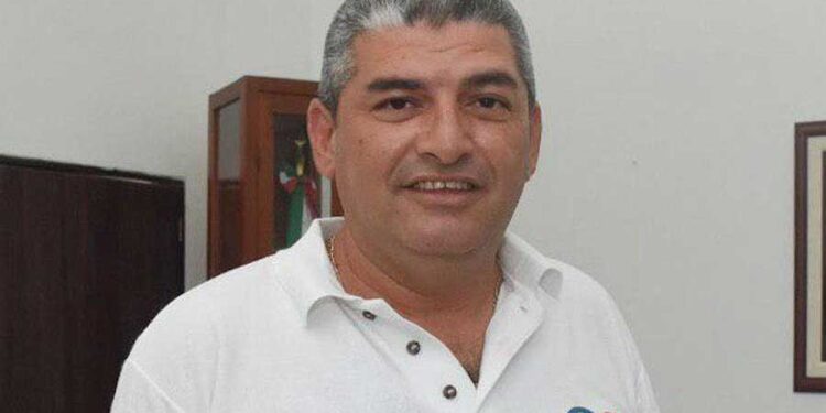 Fallece funcionario de Puerto Morelos tras recibir disparo mientras tomaba su café