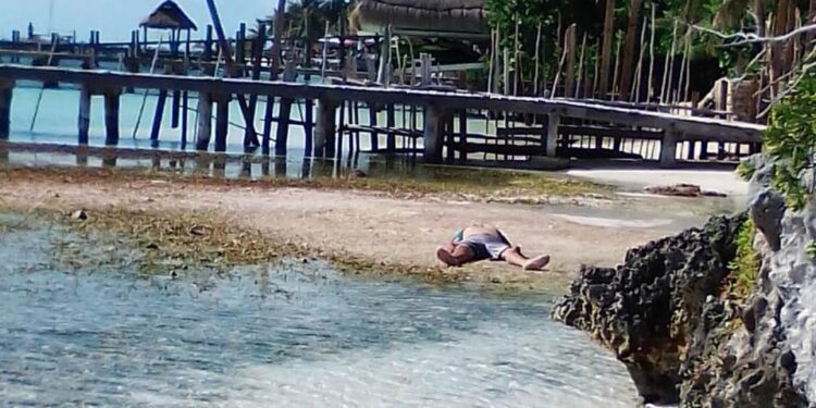 Se ahoga en una Playa al norte de Isla Mujeres