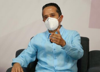 El franco descenso de contagios por Covid-19 nos obliga a fortalecer los hábitos: Carlos Joaquín