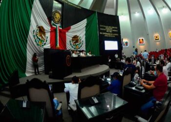 Desecha Congreso dictamen sobre iniciativas de los derechos sexuales y reproductivos de las mujeres