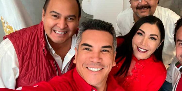 El PRI podría expulsar a Juan Carrillo de confirmarse su registro por el PVEM