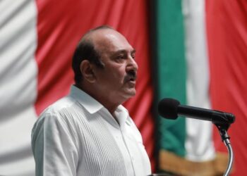 El diputado Roberto Erales Jímenez también buscará la diputación federal