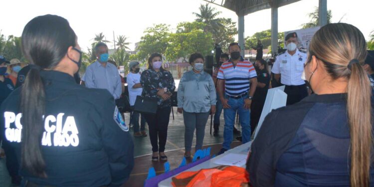 Promueven en Isla Mujeres el programa Vive Seguro de la Policía Quintana Roo