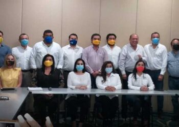 Le dan premio de consolación a Eloy Peniche