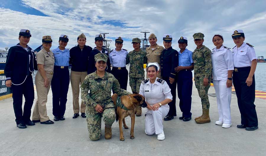 Mujeres Navales hacen patente la promoci n de una cultura de