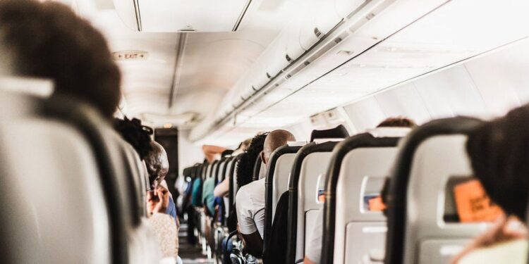 Lanza EU alerta, pide a sus ciudadanos reconsiderar viajes a México durante Semana Santa