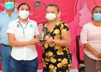 Gobierno municipal en Isla Mujeres conmemora ‘Día Internacional de la Mujer’