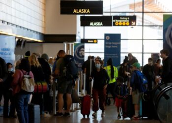 Alaska ofrece vacunas gratis a turistas