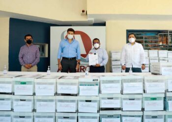 Entrega Gustavo Miranda la cuenta pública 2020 del Poder Legislativo