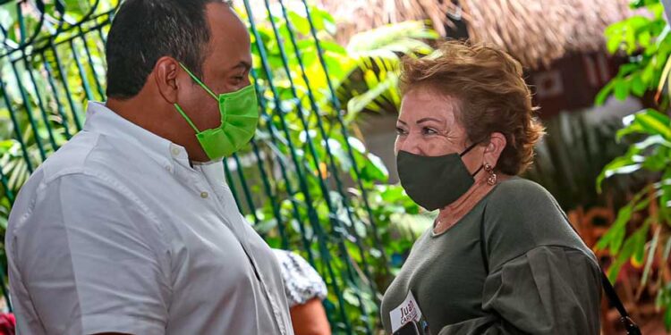 Cozumel merece tener un hospital al 100: Juan Carrillo