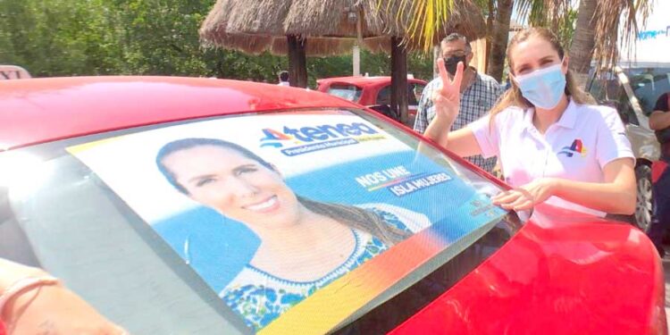 Atenea Gómez Ricalde propone mayor inversión para la promoción turística de Isla Mujeres