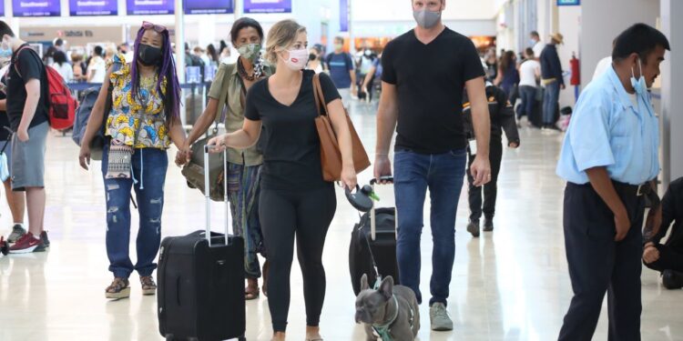 EU emite alerta nivel 4 para México por inseguridad y COVID-19; pide no viajar