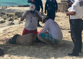 Piden más vigilancia en las playas de Isla Mujeres