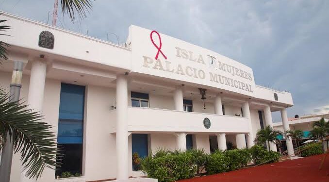 CFE confirma que el apagón de ayer en palacio municipal fue por falta de pago y no por mantenimiento