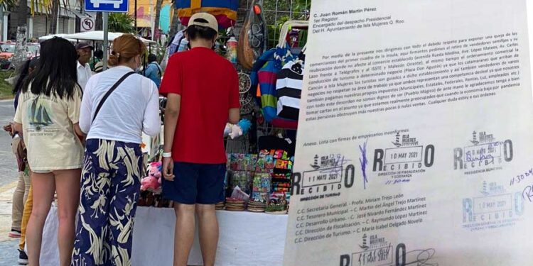 Empresarios de Isla Mujeres exigen solución al problema del ambulantaje