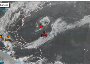 Ana, primera tormenta del año en el Atlántico, se forma cerca de Bermudas