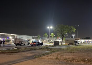 Tiroteo deja dos muertos y al menos 25 heridos en Florida, EU