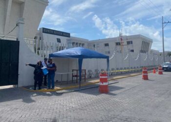 Maestros recibieron hoy su primera dosis de la vacuna contra el Covid-19